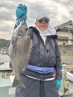 今年もチヌは多そうだけど…。